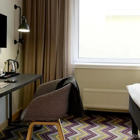 سكانديك سيتي فندق 4*